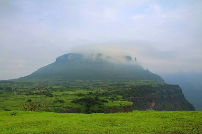 Jivdhan fort trek with Naneghat