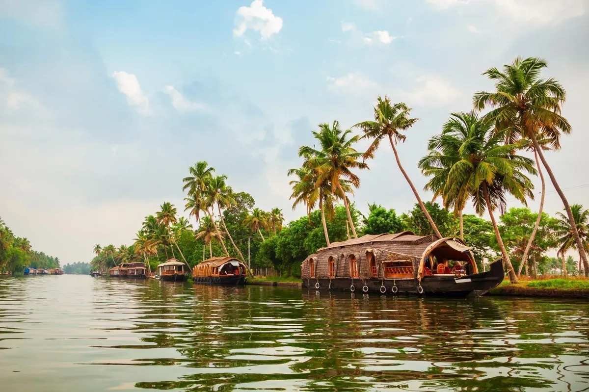 KERALA THIRUANANTPURAM GROUP TOUR